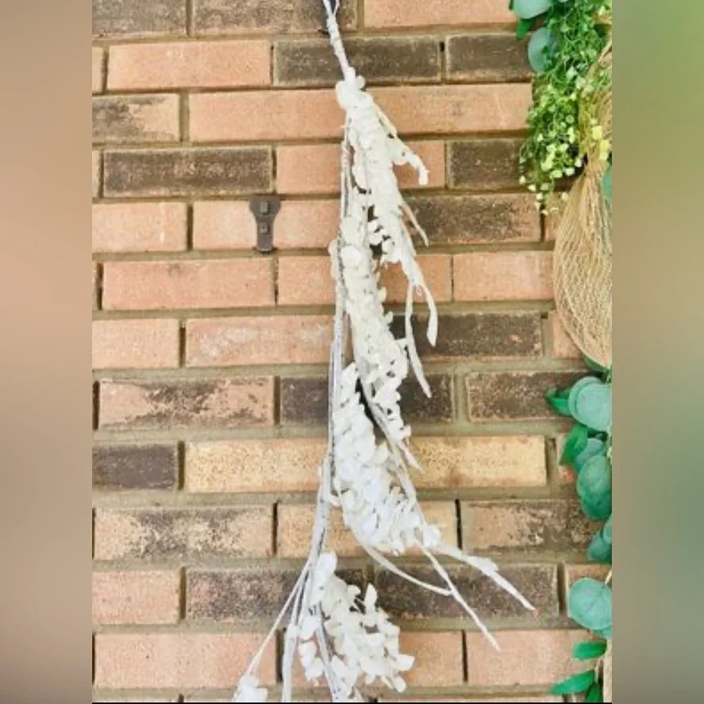*Winter White Sparkle Eucalyptus Garland